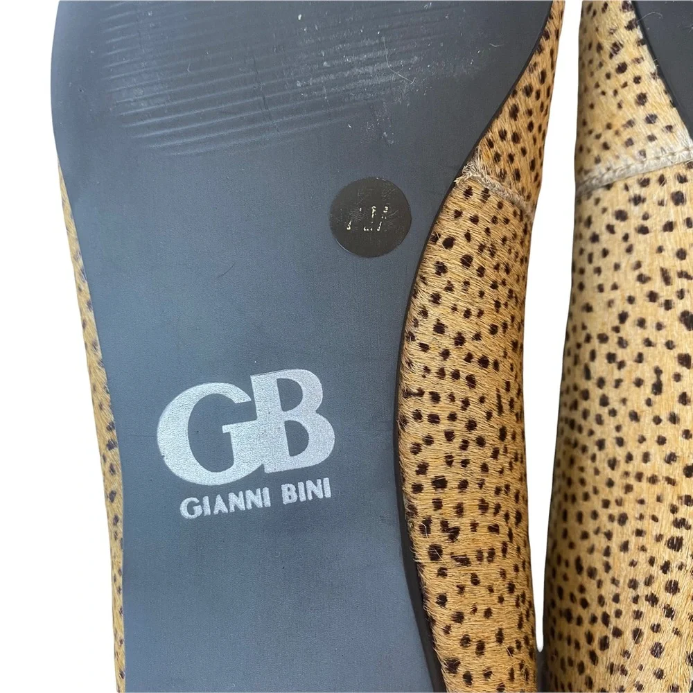 Gianni Bini Animal Print Calf Hair Flats Shoes Bow Size 7.5